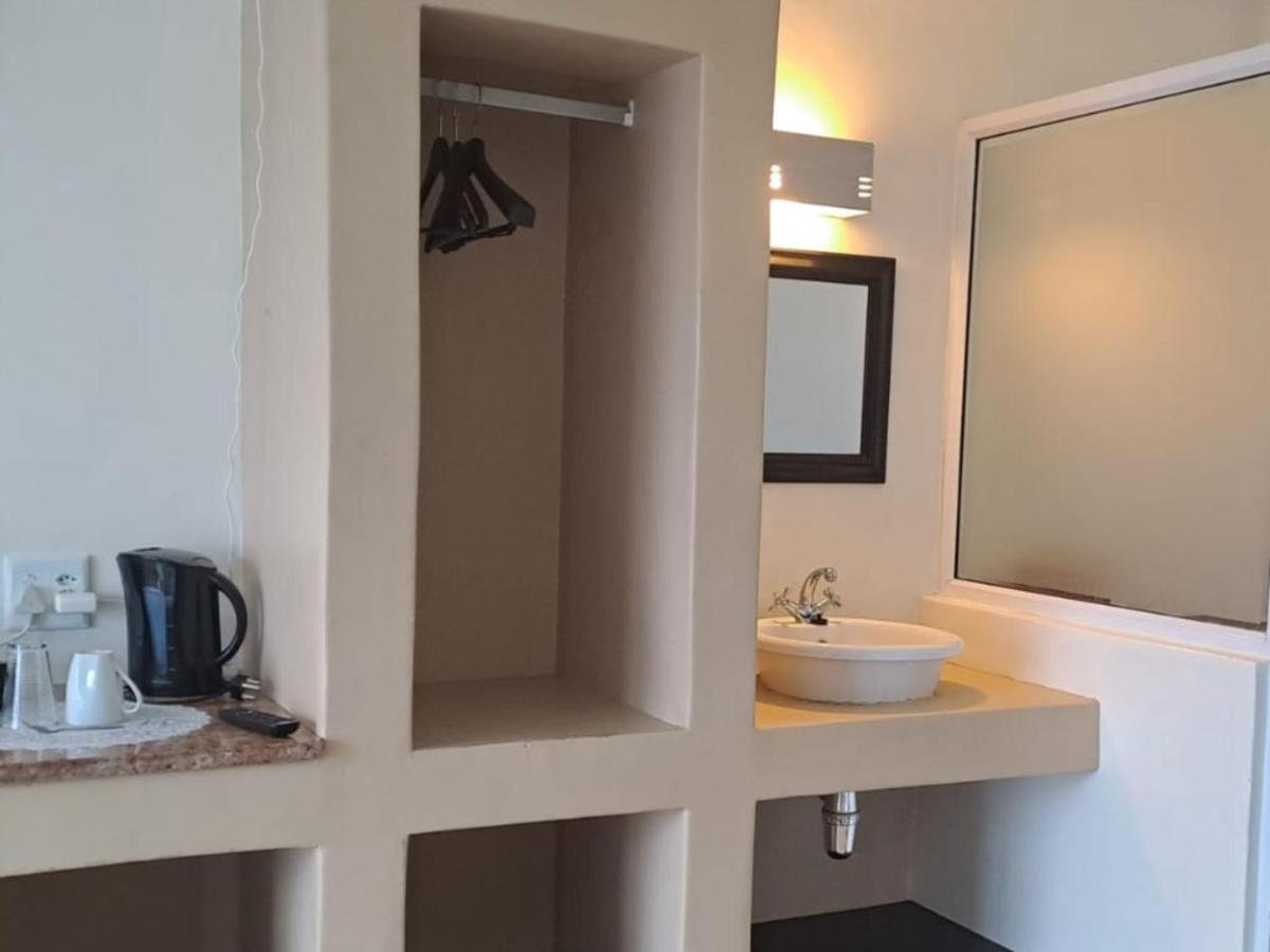 Green Door Guest House 모젤베이 객실 사진